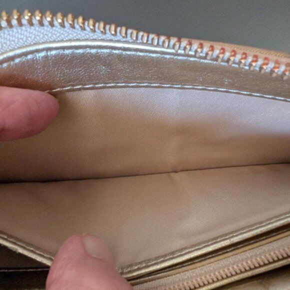 COACH POPPY CREAM GOLD SHIMMER LEATHER LONG WALLET - Picture 11 of 14